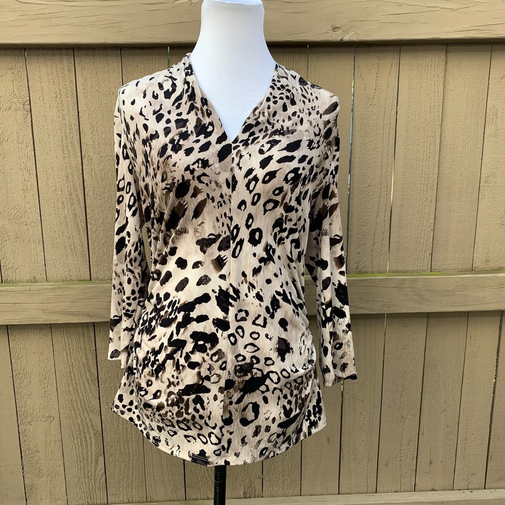 Vince Camuto Animal Print Long Sleeve Top …